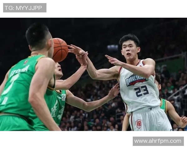 CBA同曦男篮迎战天津队全力争胜展现团队实力与战术配合